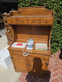 Maple chest