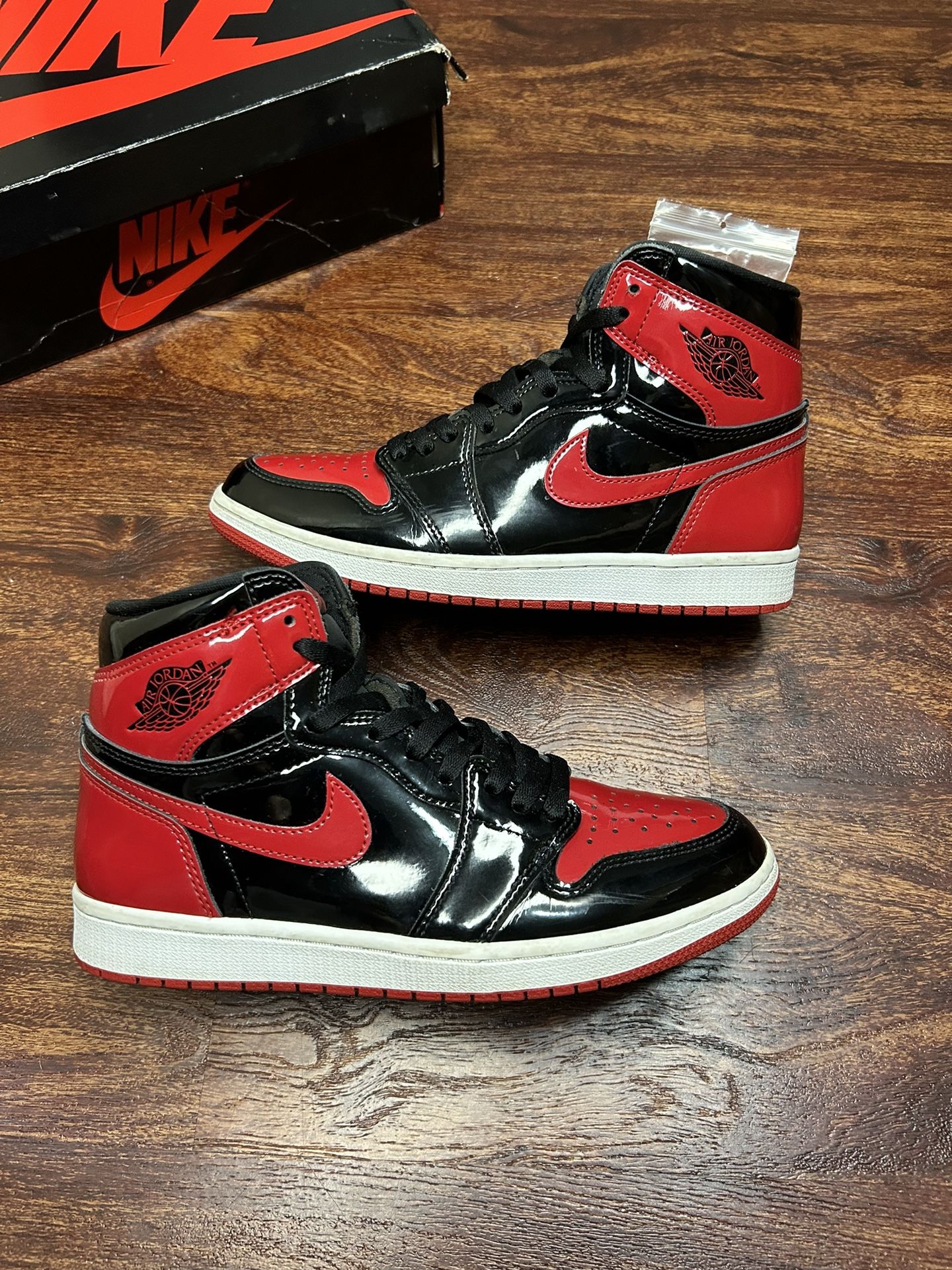 Size 8.5 USED OG ALL- Air Jordan 1 Retro ‘Patent Bred’