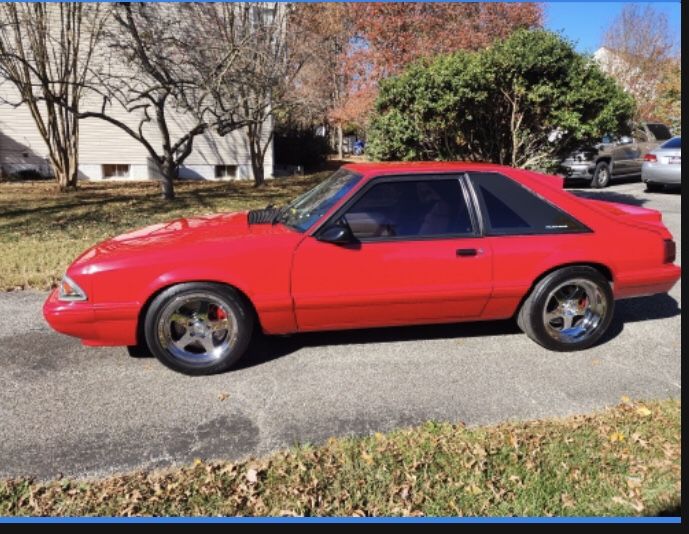 1992 Ford Mustang