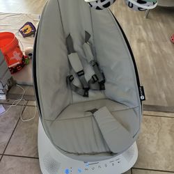 4moms MamaRoo Multi-Motion Baby Swing, Bluetooth Enabled with 5 Unique Motions, Grey