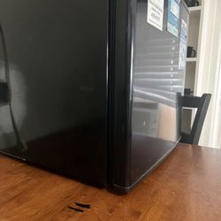 Mini Fridge College Fridge 