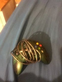 Original Xbox controller Halo edition