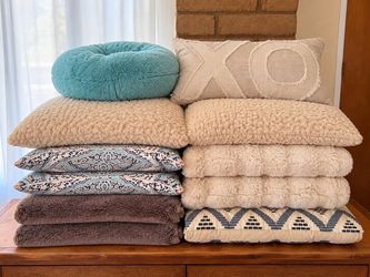 PILLOW BUNDLE – DECORATIVE & OVERSIZED PILLOWS – $60 OBO