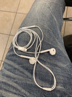 Apple EarPods