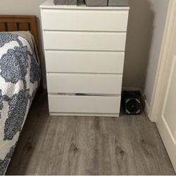5 Cabinets dresser 43in