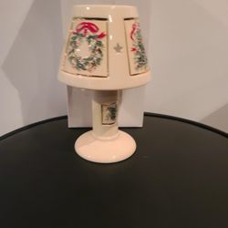 Holiday Greenery Tealight Lamp 