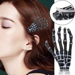Black Skeleton Clip