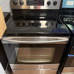 Samsung Electric Range with Self Clean