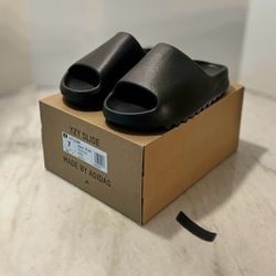 Adidas Yeezy Slide Size 7 Onyx Brand New In Box 