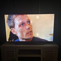 Big Flat Street Tv Smart Tv With Remote 