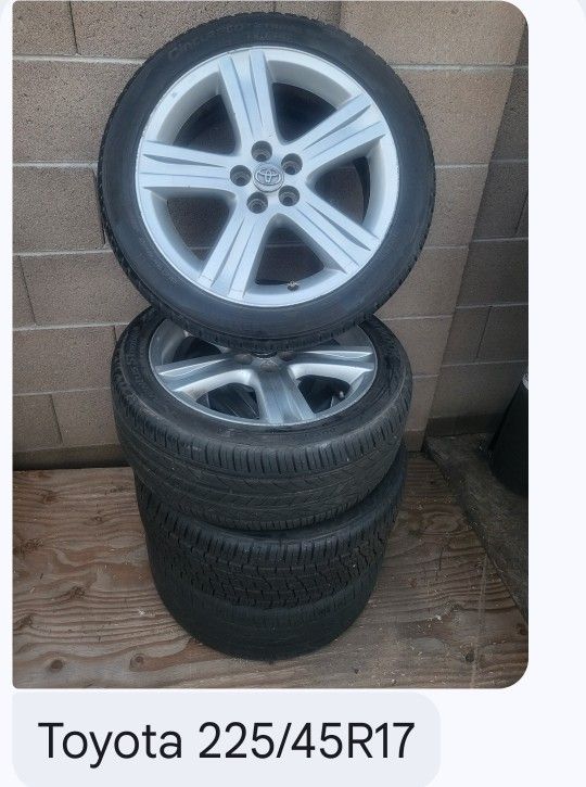 Rims/ Rines Toyota