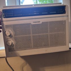 Toshiba Window A/C Unit