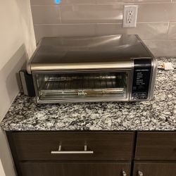 Ninja Digital Air FryCountertop Oven -LAST DAY