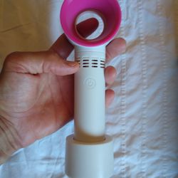 New Blade Free Fan USB Rechargeable Battery Desk Table Cordless Kid Baby Safe Bladeless Dyson Style Handheld Portable Liion Mini Air Cooling Blower