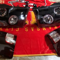 Fit 09-18 Ram 1500 10-18 2500/3500 Black LED Halo Headlights +Dark Red Tail Lamp