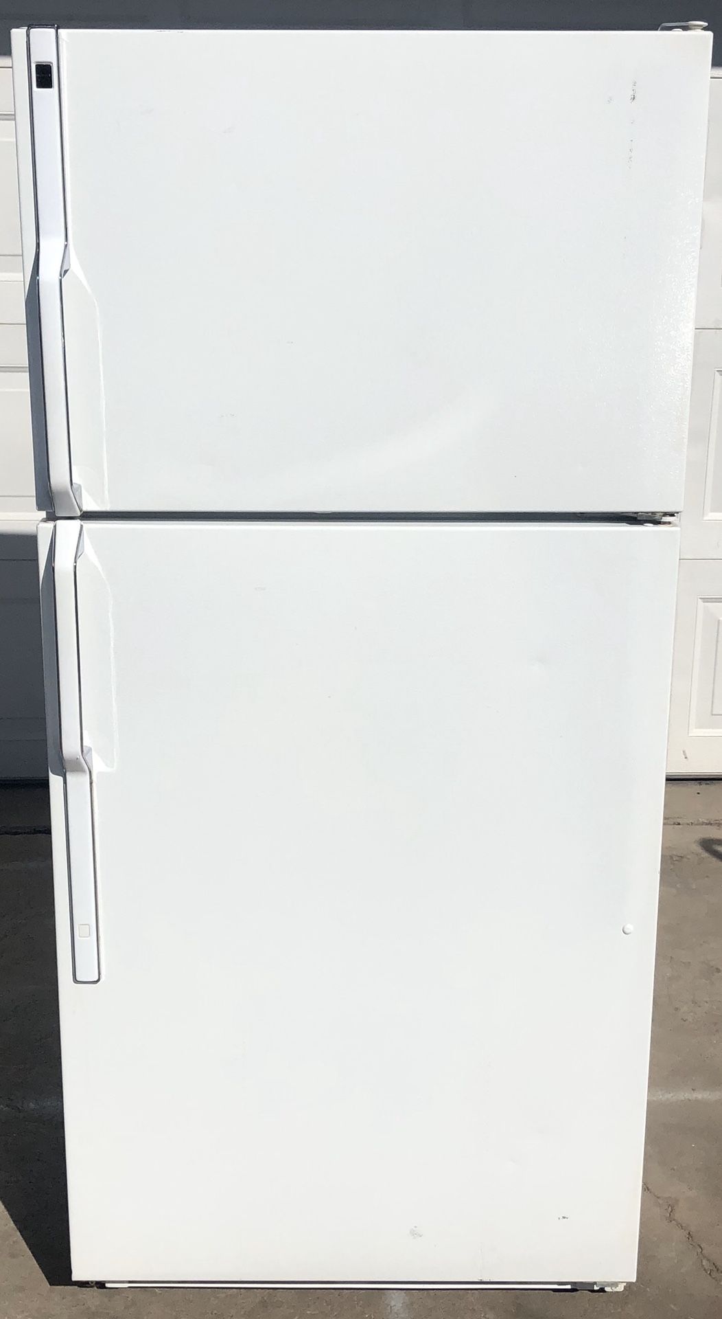 Refrigerator free delivery in certain areas and 1 month warranty