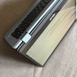 ASUS Chrome Touch-Screen Folding Laptop 