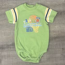 New Baby & Toddler Boys Size 12 Months Green “Team Basketball” Bodysuit