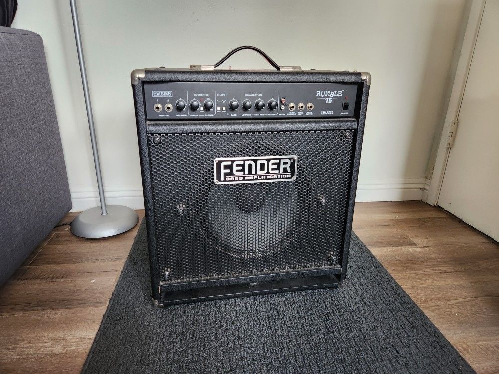 Fender Rumble 75 Combo Bass Amp