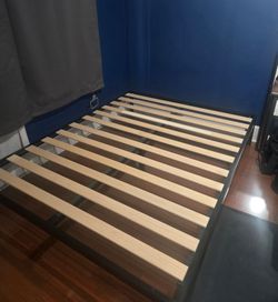 Free queen bed frame