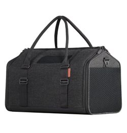 Tuft+Paw Pet Carrier (brand new)