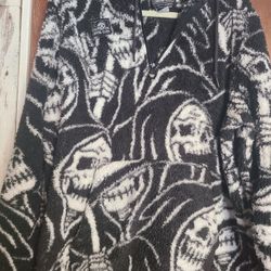 Men's Size Large And Xl Pullovers 