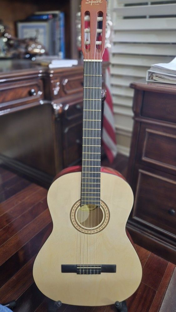 Fender Squier Classical Guitar
