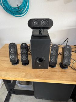 Logitech X-530 5.1 Surround Sound Speaker System Computer Speakers