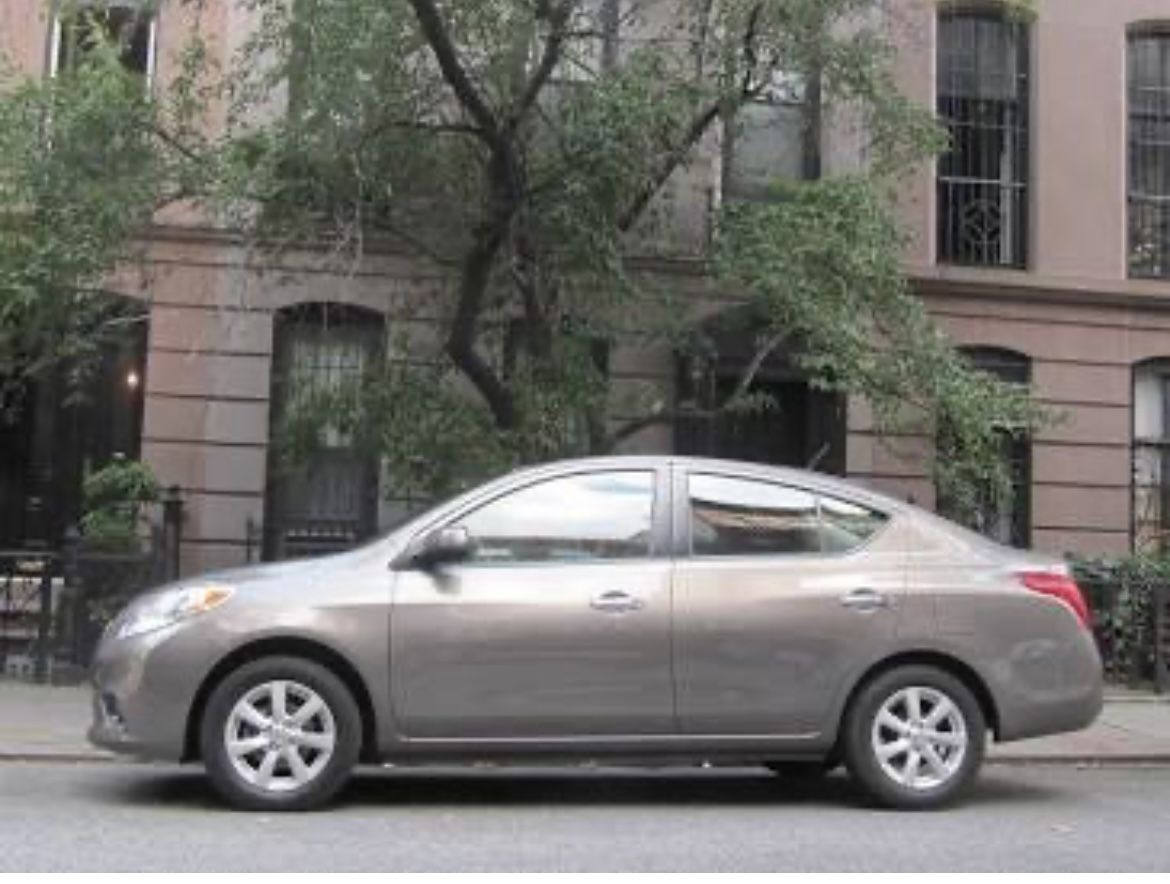 2012 Nissan Versa