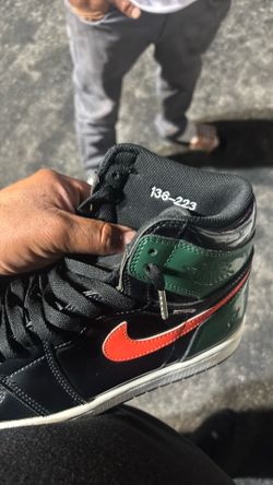 Jordan 1 rare pair