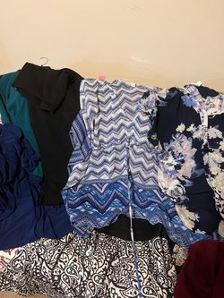 More than 40 pieces of women clothes size Xl
