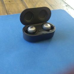AirTime Earbuds w/ Charger