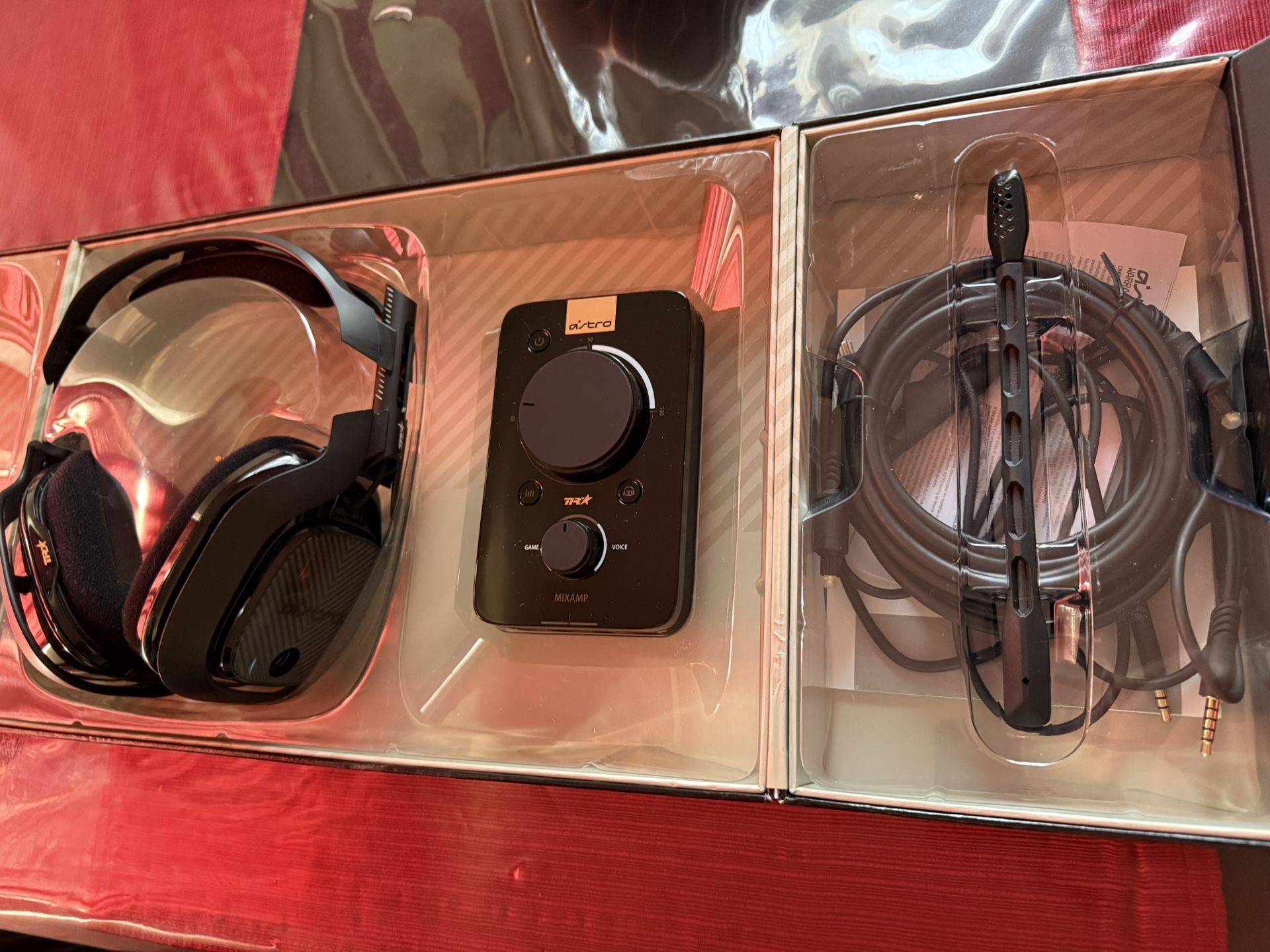 A40 +MIXAMPTâ„¢ PRO Astro Edition