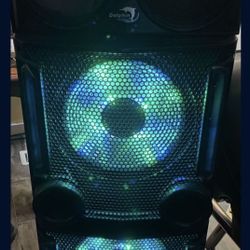 DOLPHIN Bass Bluetooth Speaker