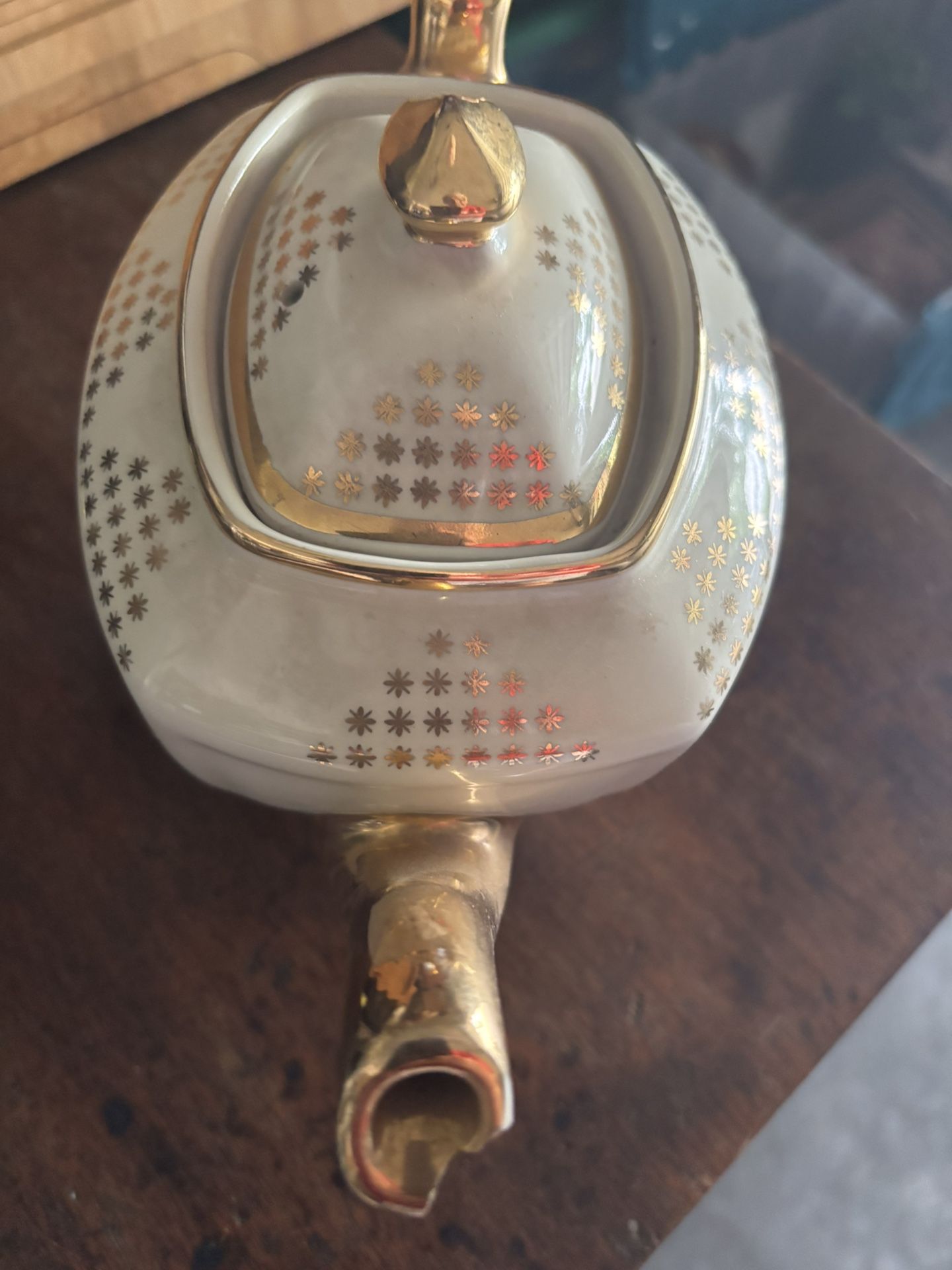 10 Cup Vintage Hall Teapot