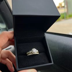 SIZE 7 14K ZALES ENGAGEMENT RING + BAND