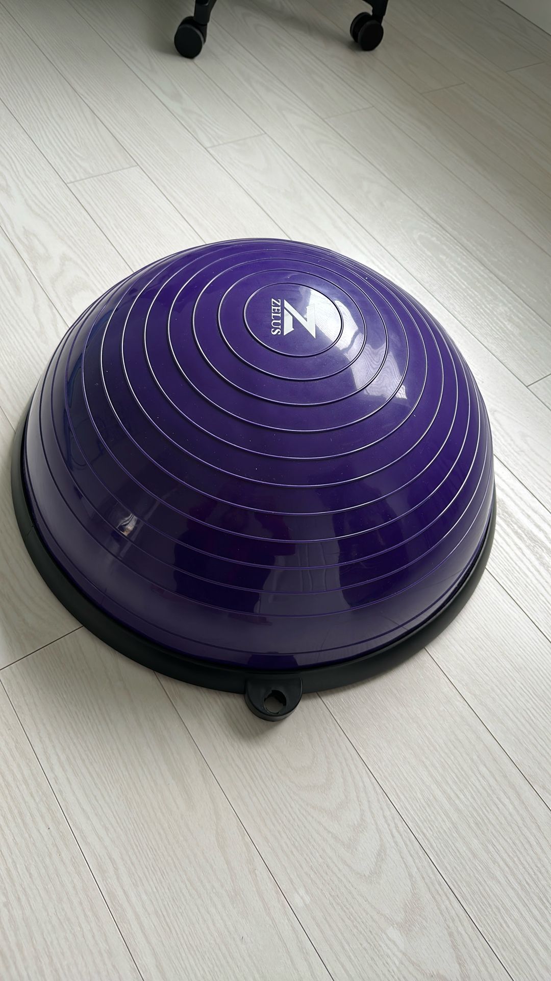 Smooth Ball For Yoga & Pilates -Zelius