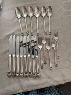 1847 Rogers Brothers Silver-Plated Flatware”Eternally Yours”