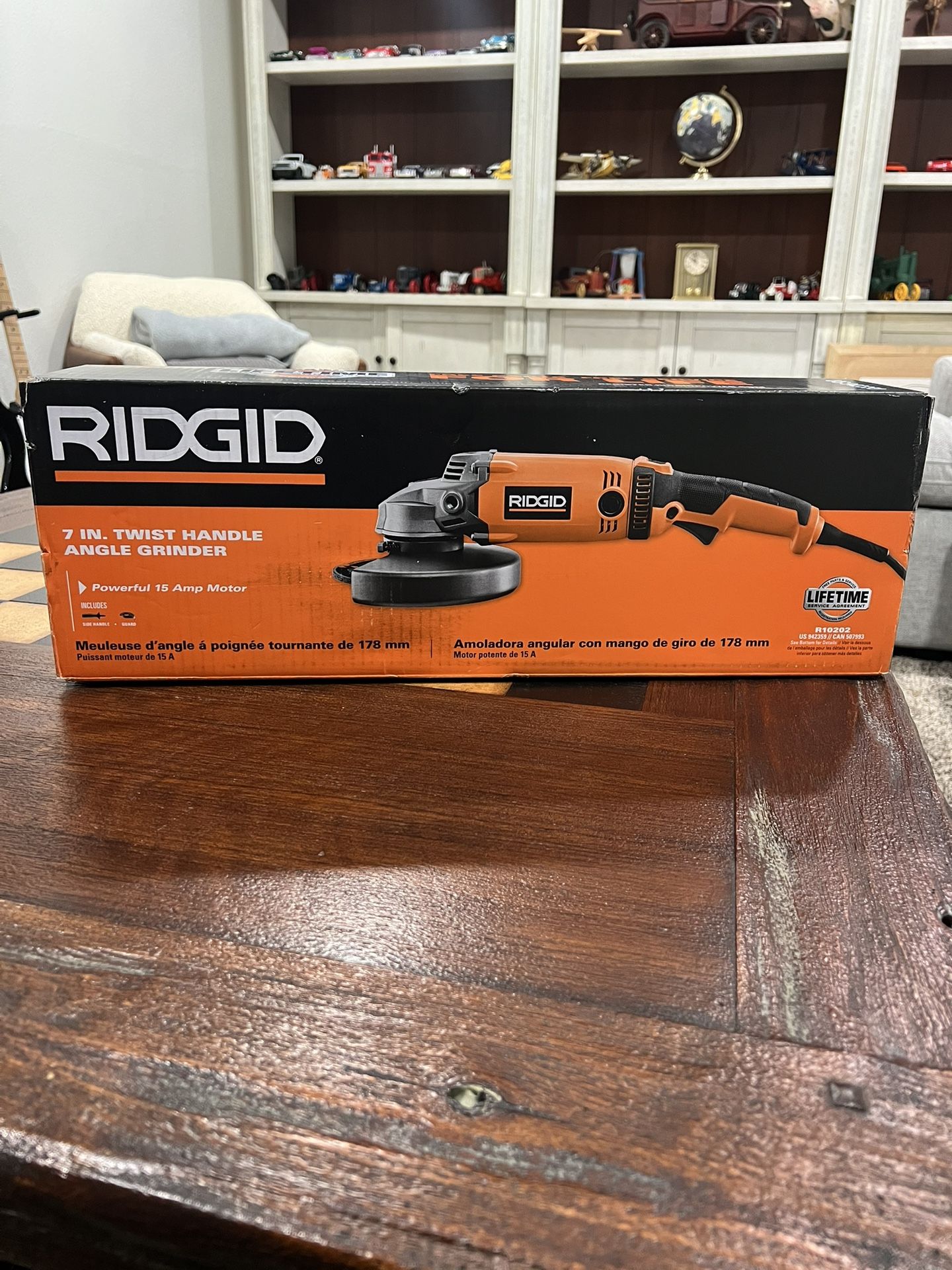 RIDGID Grinder 15 Amp Corded 7 in. Twist Handle Angle. $90 BRAND NEW FIRM PRICE