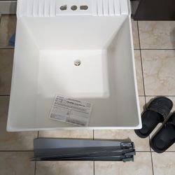 18 Gallon Holding, Brand New Sink Top And Grey Legs.