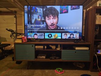 Entertainment Console - Retro Yellow