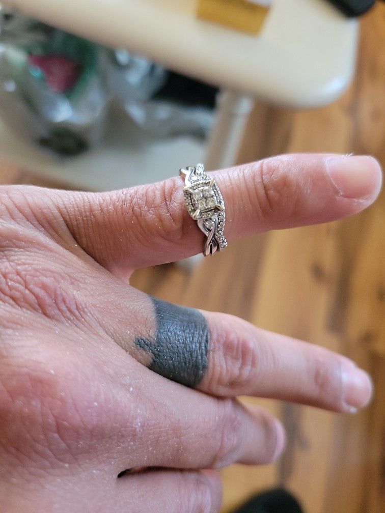 10k Engagement And Wedding band Set