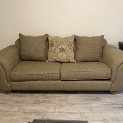 Couch Please Pick Up 