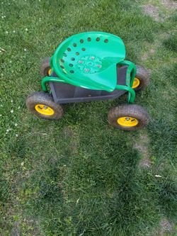 Garden Cart swivel seat