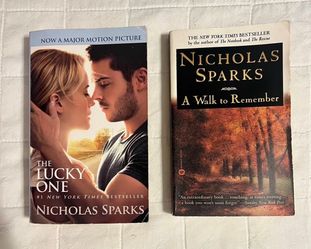 Set of 2 Nicholas Sparks Books