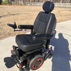 Q300m Power Wheelchair , Never Used Like New