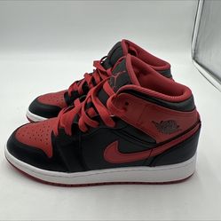 Air Jordan 1 Mid (GS) – Red/Black/White – Size 5.5Y (Women’s 7) – Like New