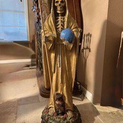 Santa Muerte Dorada 