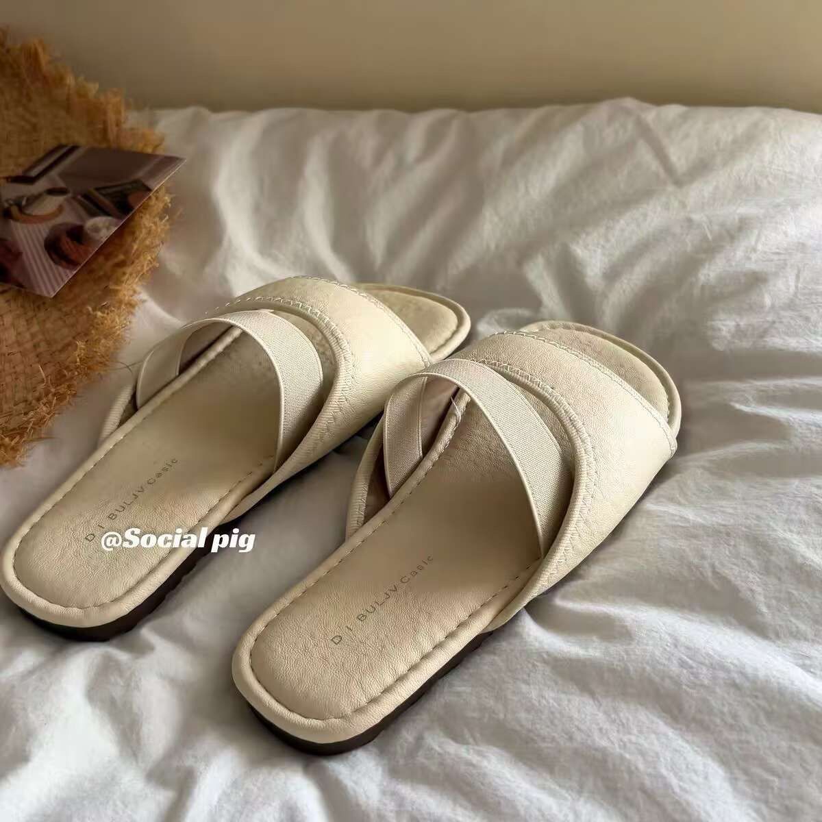 slippers