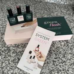 Manucurist Green Flash Gel nail Set